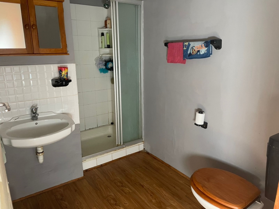 6 Bedroom Property for Sale in West Bank Eastern Cape